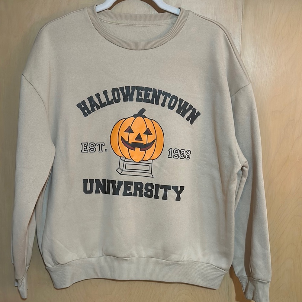 SHEIN Cream Crewneck Sweatshirt with Orange Pumpkin Graphic